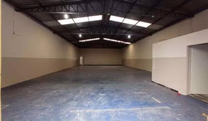Barracão à venda, 430 m² por R$ 550.000,00 - Vila Santa Inês - Bauru/SP