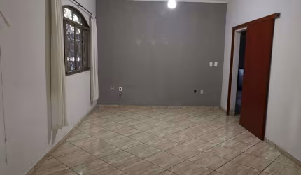 Casa com 2 dormitórios à venda, 230 m² por R$ 450.000 - Jardim Prudência - Bauru/SP