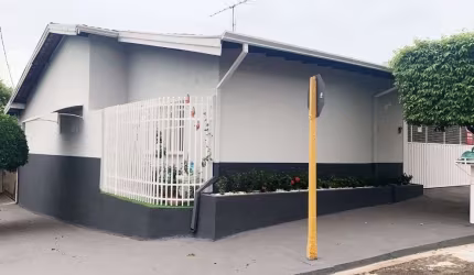 Casa com 3 dormitórios à venda, 120 m² por R$ 399.000,00 - Vila Industrial - Bauru/SP