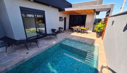 Casa com 3 dormitórios à venda, 220 m² por R$ 1.300.000,00 - Residencial Villa de León - Piratininga/SP