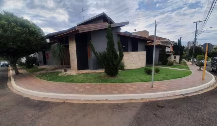 Casa com 3 dormitórios à venda, 290 m² por R$ 2.200.000,00 - Residencial Villaggio - Bauru/SP
