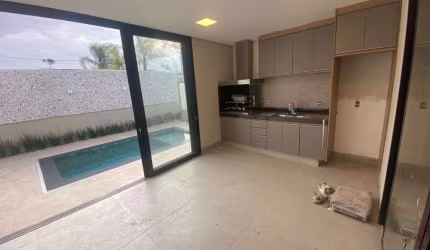 Casa com 3 dormitórios à venda, 235 m² por R$ 1.590.000,00 - Tamboré  - Bauru/SP