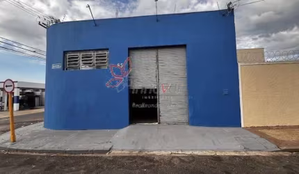 Barracão de esquina, Vila Coralina, Bauru-SP.