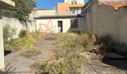 Casa para Demolição no Centro