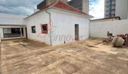 Casa comercial no Centro de Bauru