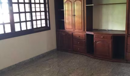 Sobrado com 5 dormitórios à venda, 450 m² por R$ 1.300.000,00 - Jardim Paulista - Bauru/SP