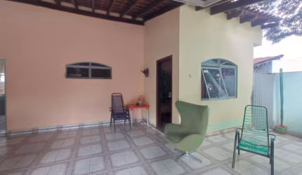 Casa com 3 dormitórios à venda, 162 m² por R$ 390.000,00 - Jardim Vânia Maria - Bauru/SP