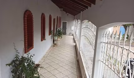 Casa com 4 dormitórios à venda, 329 m² por R$ 450.000,00 - Vila Bela - Bauru/SP