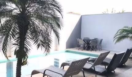 Casa com 2 suítes, preparada para transformar em 4 suítes - Vila Santa Clara - Bauru/SP