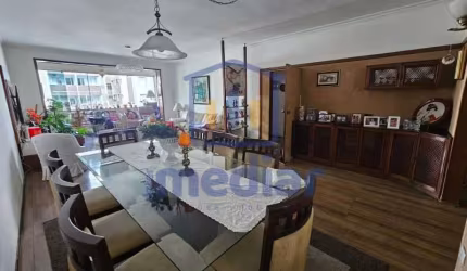 Apartamento com 3 quartos à venda na Rua Galeão Carvalhal, Gonzaga, Santos, 180 m2 por R$ 850.000