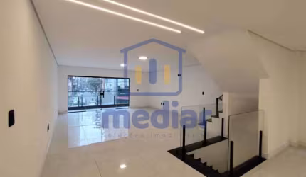 Casa com 3 quartos à venda na Rua Oswaldo Cochrane, Embaré, Santos, 280 m2 por R$ 2.180.000