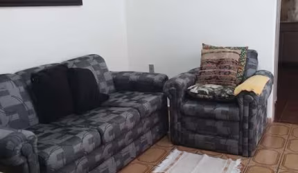 Casa com 2 quartos à venda na Rua Freamunde, Jabaquara, São Paulo por R$ 450.000