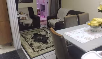 Casa com 3 quartos à venda na Rua Salvador Oliveira Paes, Jardim Selma, São Paulo por R$ 200.000
