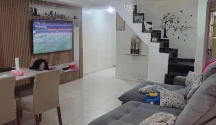 Casa com 2 quartos à venda na Rua João Maria da Silva, Jardim dos Prados, São Paulo por R$ 279.000