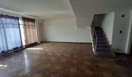 Casa com 4 quartos à venda na Rua João Luis de Campos, Vila Marari, São Paulo, 243 m2 por R$ 1.200.000
