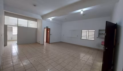 Sala comercial para alugar na Rua Doutor João de Oliveira Mattos, Vila Santana, São Paulo, 500 m2 por R$ 13.000