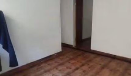 Casa com 2 quartos para alugar na Rua Maria Dolores Oliveira, Jardim Selma, São Paulo por R$ 1.150