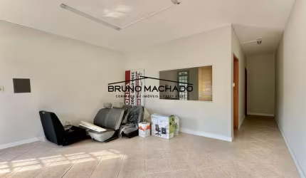 Sala Comercial para Locação em Curitiba, Santa Cândida, 1 banheiro, 3 vagas