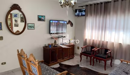 Casa com 3 quartos à venda no bairro Vila Rezende em Piracicaba