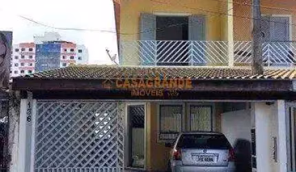 Casa/Sobrado com 04 quartos a Venda no Jardim Augusta