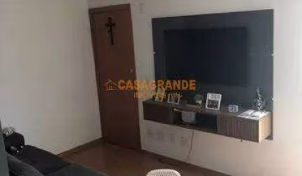 Apartamento com 02 quartos, 42mts no Bom Retiro, SJC