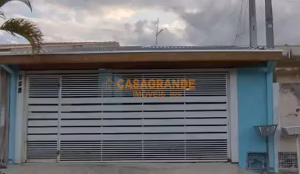 Casa com 3 quartos - Jardim Bandeirantes