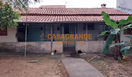 Casa com 01 quarto, 50mts no Jardim Imperial