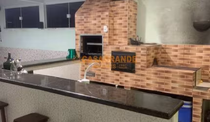 Casa com 3 quartos na zona Sul