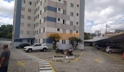 Apartamento com 03 quartos, 68m² no Monte Castelo
