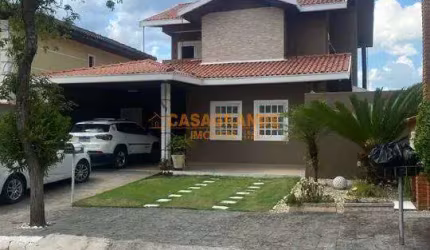 Casa com 05 quartos, 200m² no Urbanova