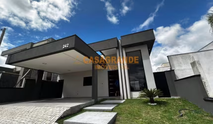 Casa com 3 quartos- 152m²- Condomínio Rudá