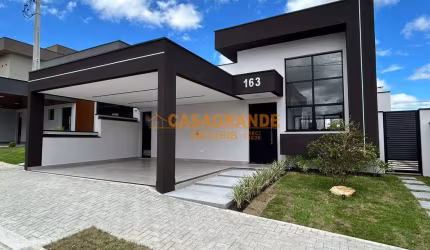Casa com 03 quartos, 158m² no Loteamento Floresta SJC