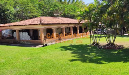 Chácara com 04 quartos, 700m² no Jardim cerejeiras SJC