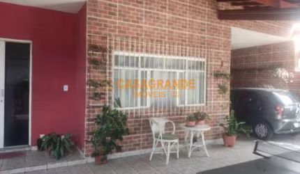 Casa  com 3 quartos no Residencial Tatetuba
