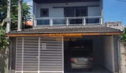 Casa com 4 Quartos Bosque dos Ipês