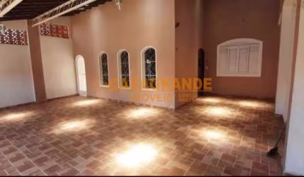 Casa Com 3 quartos, Morada do Sol
