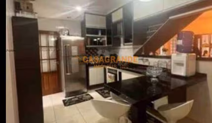 Casa a venda com 125ms², em condomínio  no  Residencial Altos do Bosque