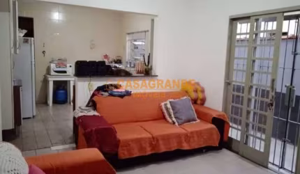 Casa com 2 quartos Santa Inês I