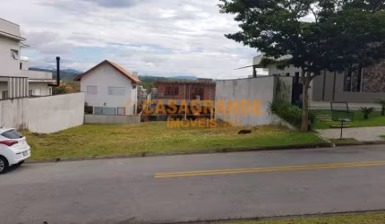 Terreno à Venda Monte Carlo / Urbanova - 450m2 - Leve declive, Murado