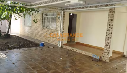 Casa com 3 quartos com edícula 475 metros quadrados no Jardim Paulista, SJC
