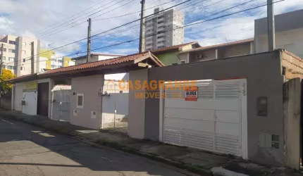 Casa para locação 02 quartos com 02 suítes 150m² no jardim Ismênia