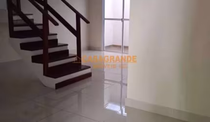 Casa com 3 quartos em Condomínio Residencial Canto dos Ipês
