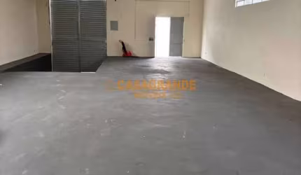 Galpão Comercial com 250m² no Vila São Bento, SJC