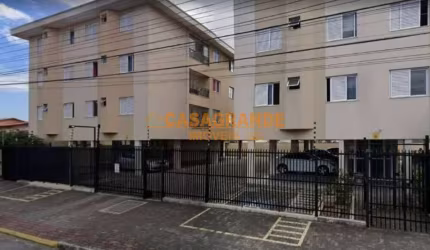 Apartamento com 2 quartos Jardim Motorama