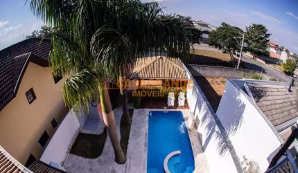 Casa/Sobrado com 03 quartos, 203m² no Loteamento Vila Branca-Jacareí SP
