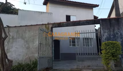 Casa com ponto comercial com 3 quartos com 220m² no Parque Interlagos, SJC,