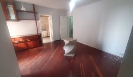 APARTAMENTO ANDAR ALTO DESOCUPADO