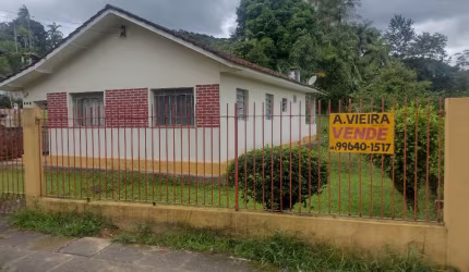 A 600 metros da 408 2 km da estação