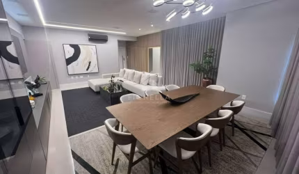 Cobertura luxuosa com 3 dormitórios, sendo 3 suítes, no bairro Barreiros em São José/SC