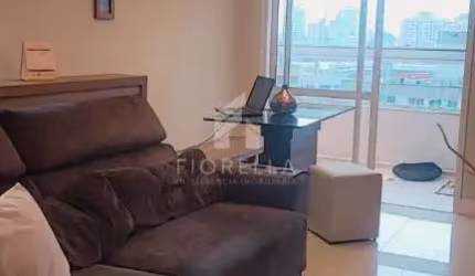 Apartamento 02 dormitórios, 01 suíte no bairro Nossa Sra. do Rosário - São José/SC